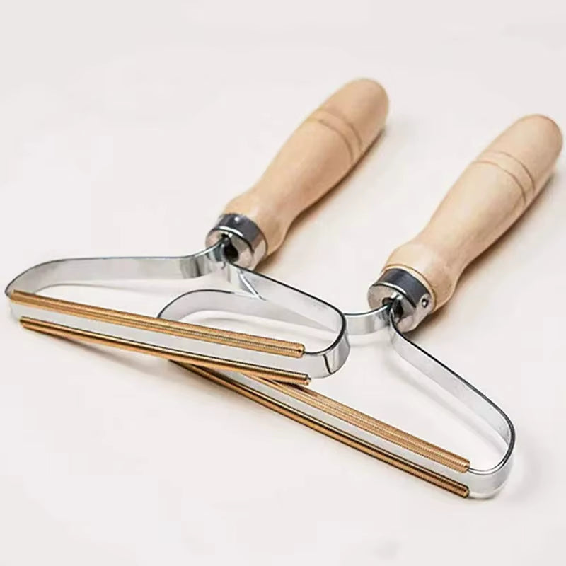 Pet Hair Removal Brush for Cats and Dogs - Portable Manual Wool Comb