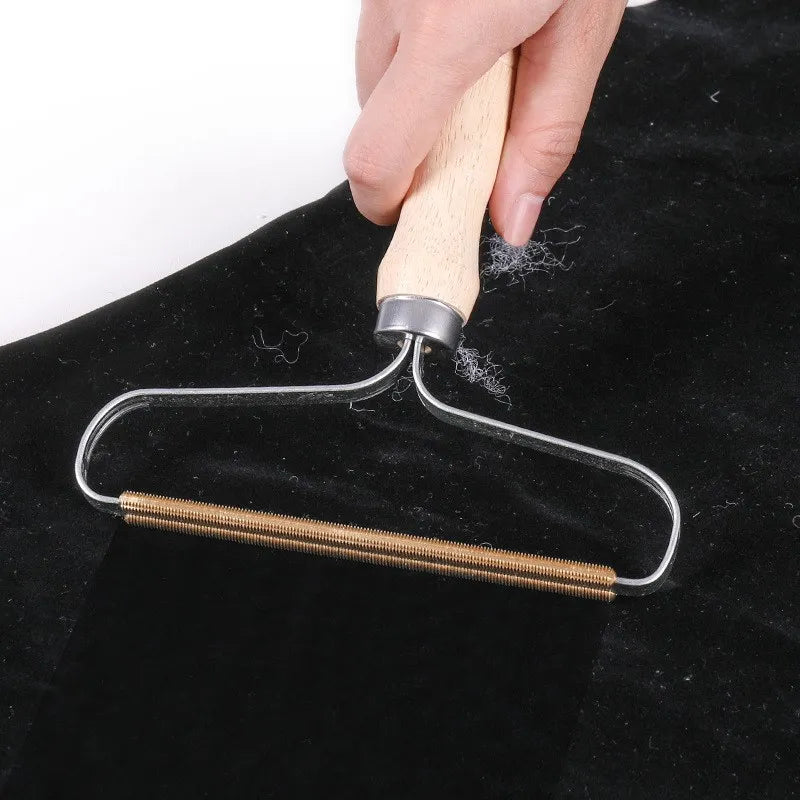 Pet Hair Removal Brush for Cats and Dogs - Portable Manual Wool Comb